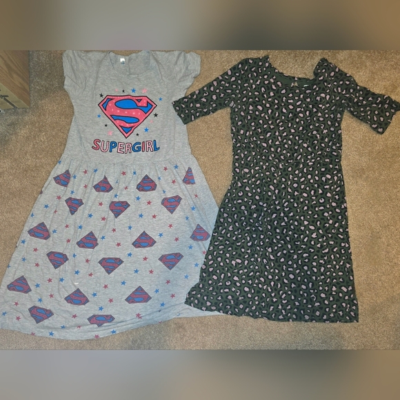 Old Navy Girls Size 14 Leopard Dress & 10/12 Super Girl Dresss Bundle Lot - Picture 1 of 7